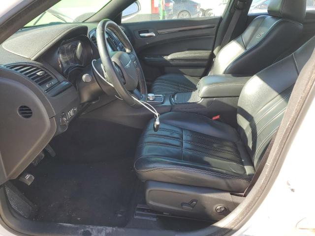 Chrysler 300 S Image 13