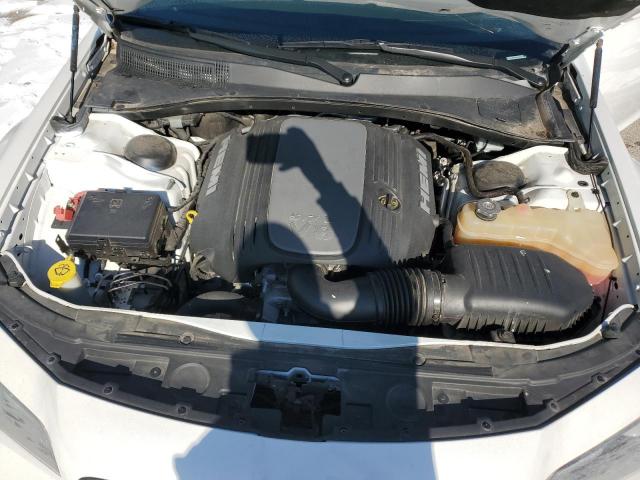 Chrysler 300 S Image 6