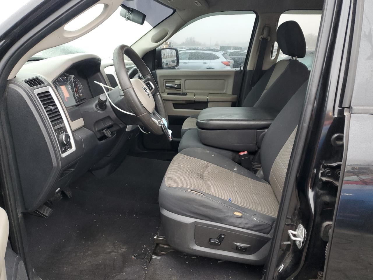 Dodge Ram 1500 Image 2