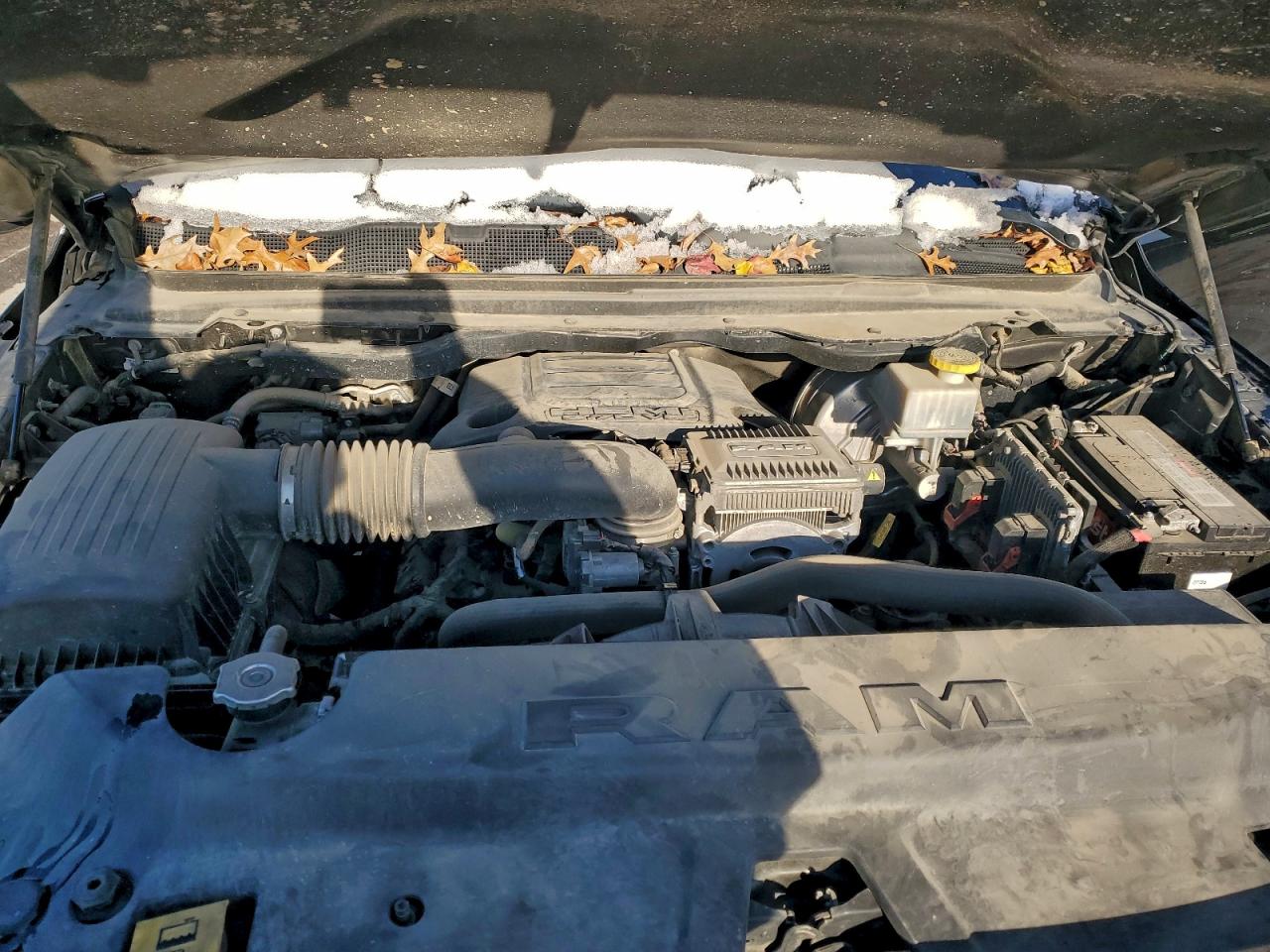 Ram 1500 Laramie Image 7