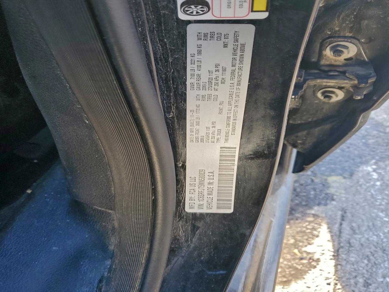 Ram 1500 Laramie Image 11