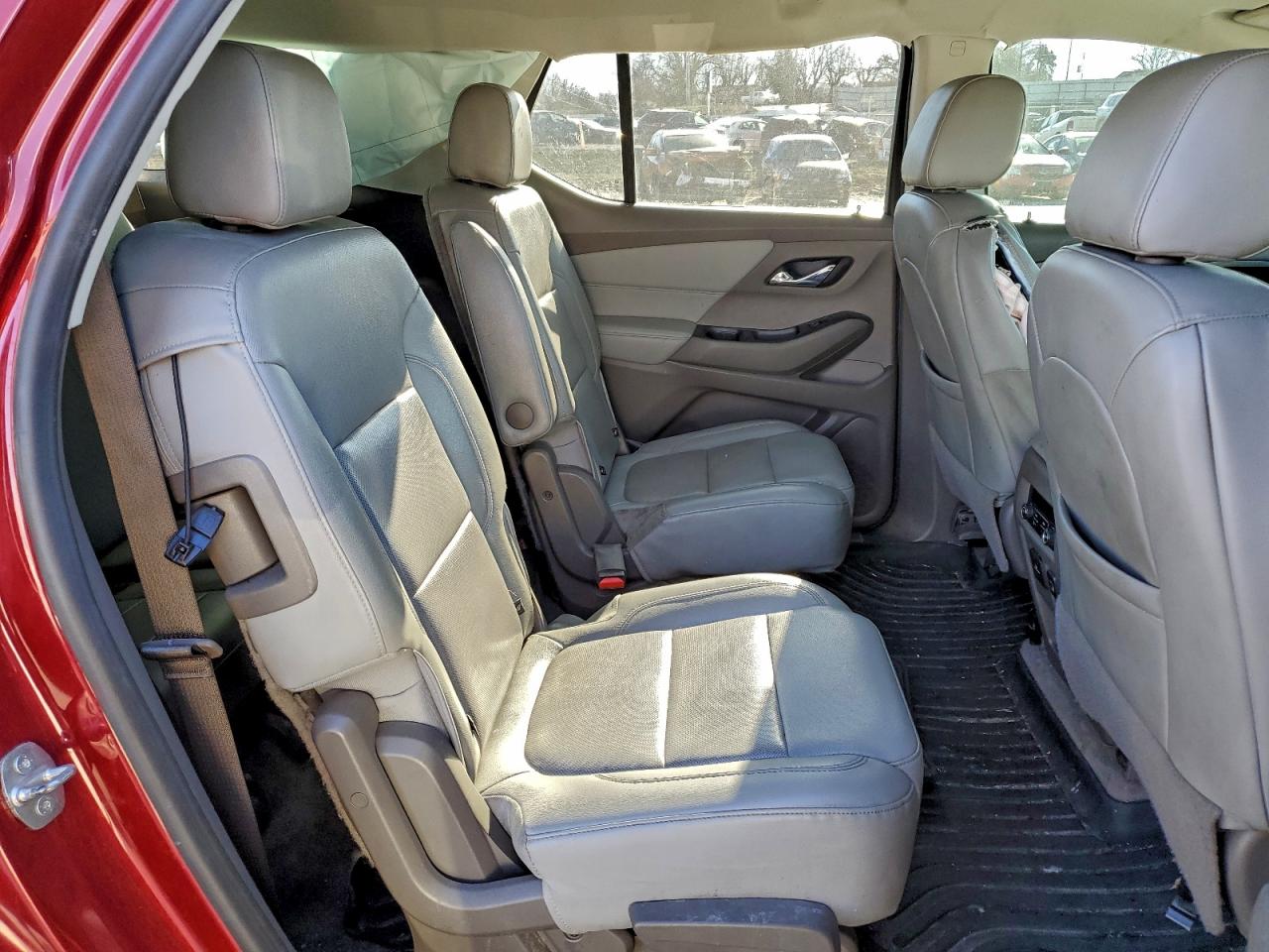 Chevrolet Traverse Premier Image 2