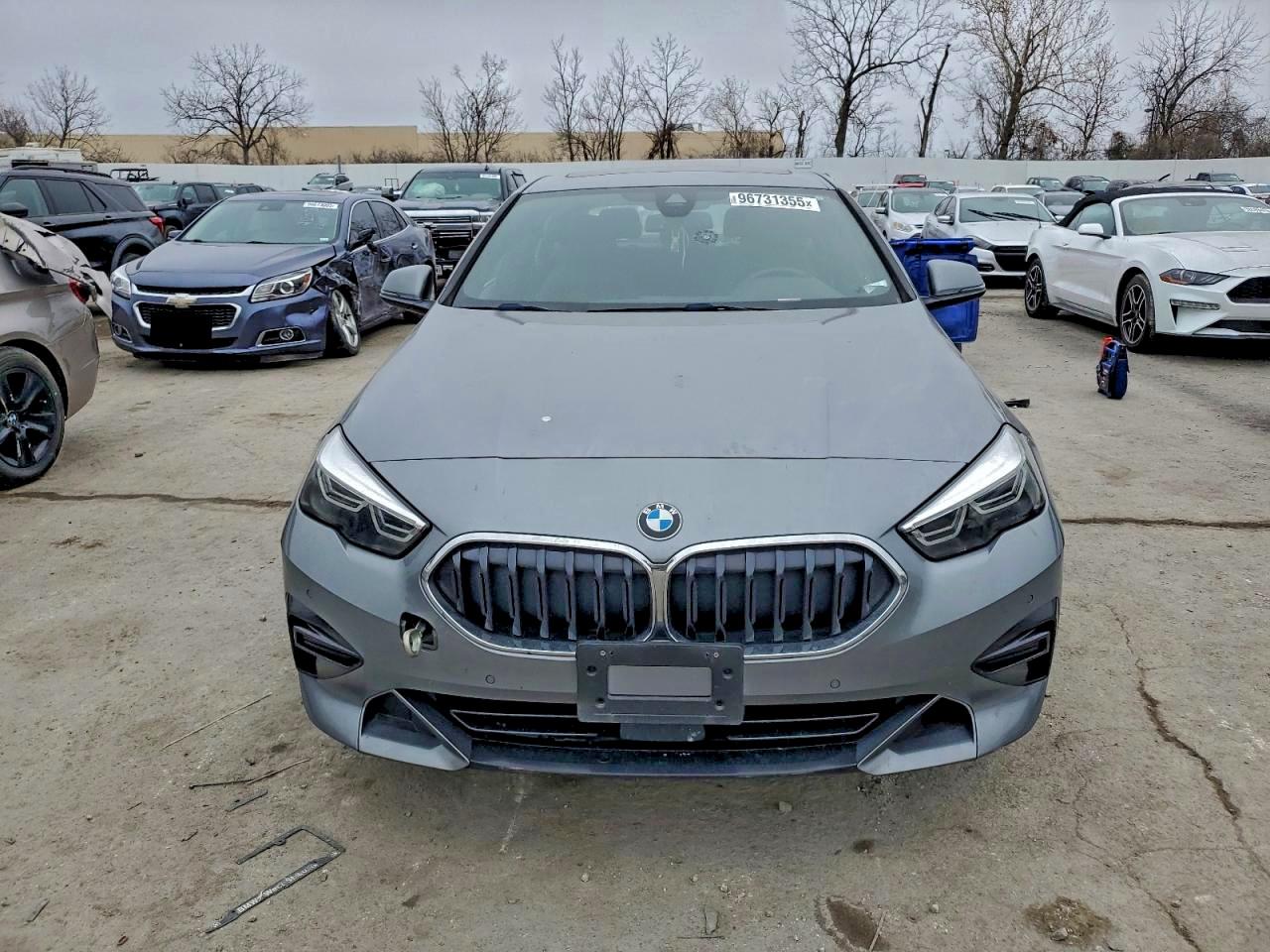 BMW 2 Series Image 9