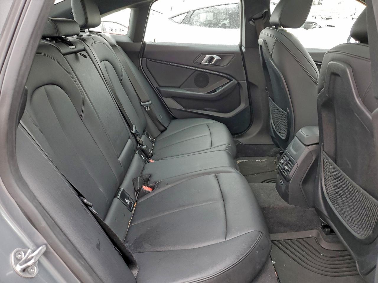 BMW 2 Series Image 3