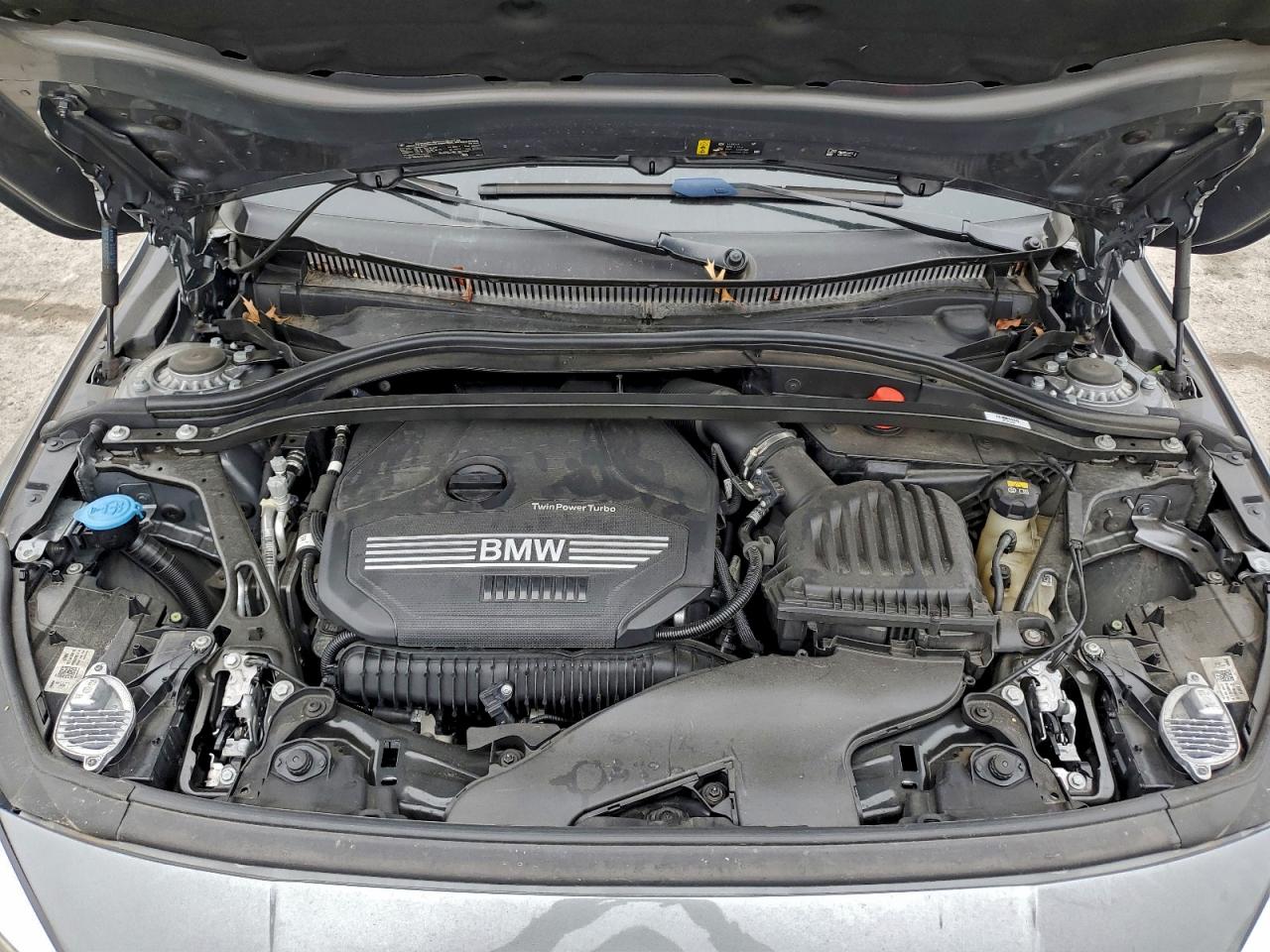 BMW 2 Series Image 12