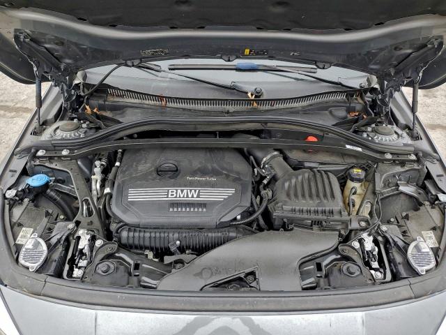 BMW 2 Series Image 12