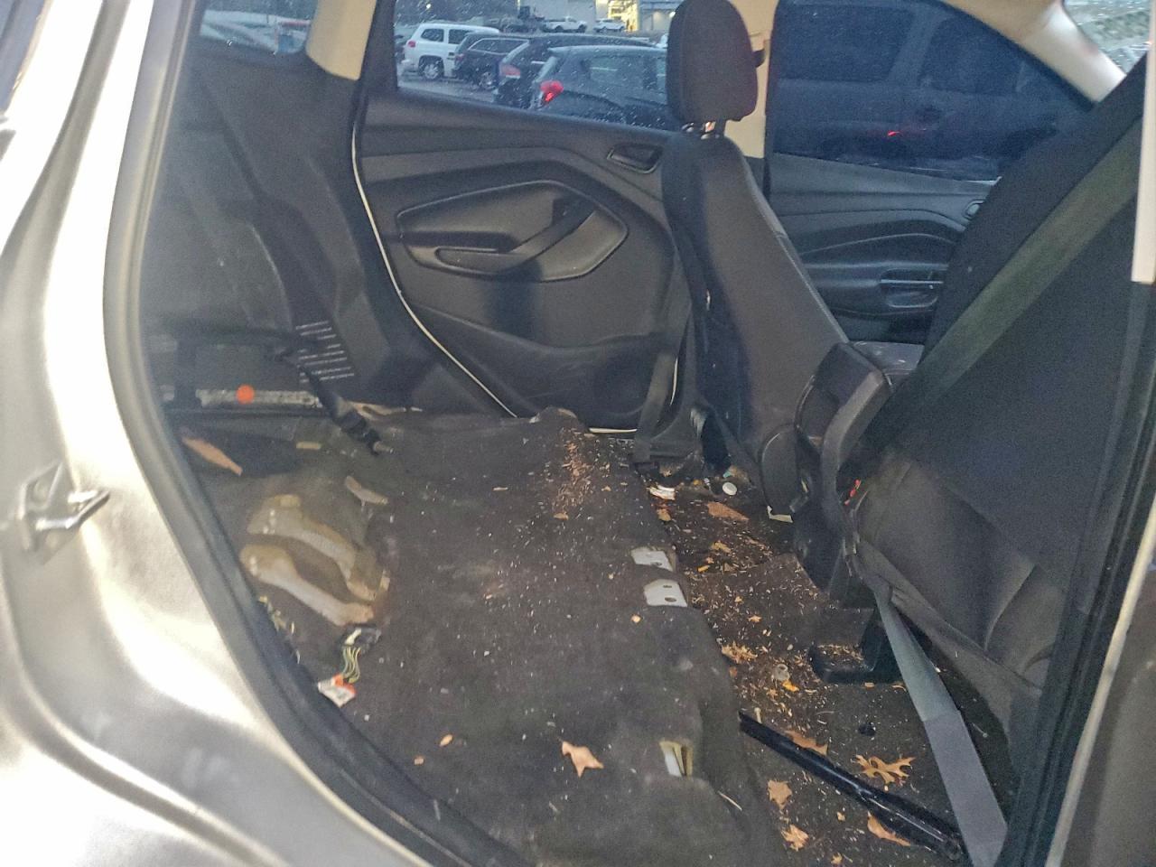 Ford Escape S Image 4