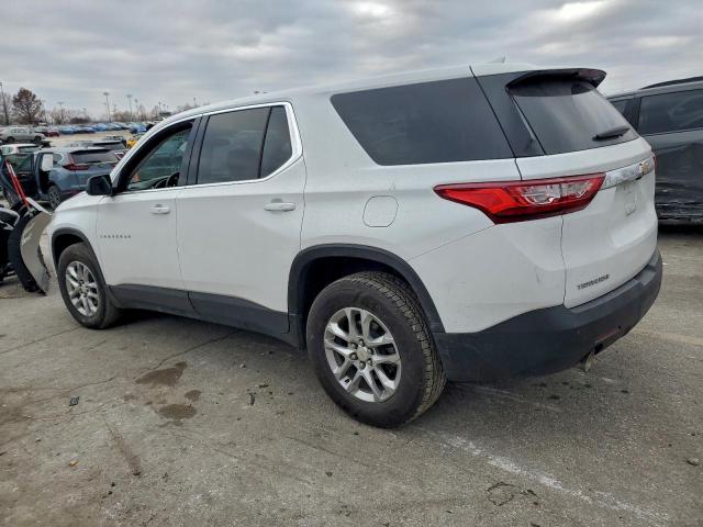 Chevrolet Traverse Ls Image 2