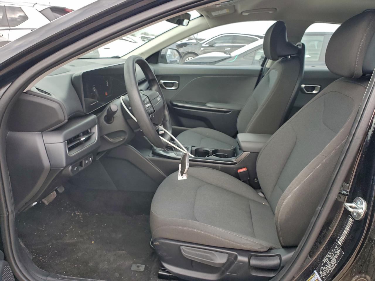 Kia K4 Lx Lx Image 8