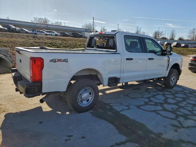 Ford F-250 Super Duty Image 4