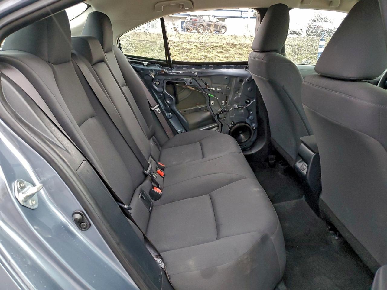 Toyota Corolla Le Image 10